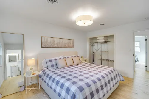Overland Park Home Near Dtwn w/ Easy Hwy Access - Homestays