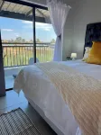 Amazing 1BR With River View in Waterfall-midrand