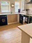 Spacious House Sleeps 10 -Near Bikepark Wales -Central -Parking - 2 estrellas