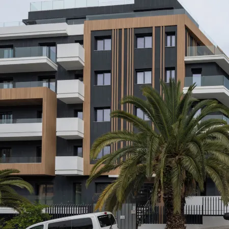 THE EDGE Luxurious Penthouse Shared Gym