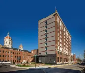 The Yorktowne Hotel, Tapestry Collection by Hilton