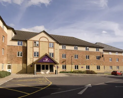 Premier Inn Slough Hotels in Slough