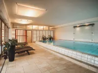 Romantik Hotel Hirschen - Pools