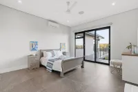 The Yellow-tail Room