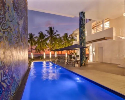 Clarita’s Beach Bar & Resort Hotels in Jaco
