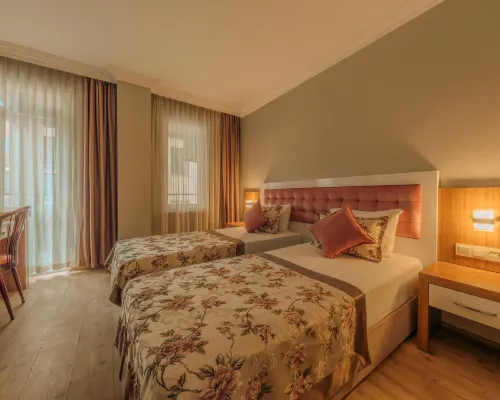 نوفيس هوتل كليوباترا Hotels near شاطئ كليوباترا