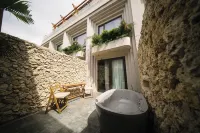 Osh Hotel Cartagena - Bathtub