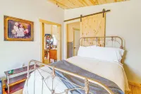 Peaceful Prairie Living! Rural Willow City Apt - Alloggi