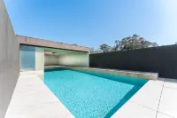 GuestReady - Luxurious Beachfront Villa Retreat - Pools