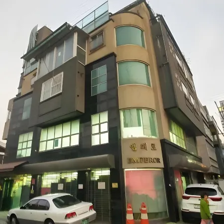 The Blossom Yeonnam Guesthouse