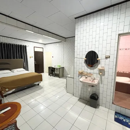 Sumber Ria Hotel
