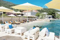 Boutique Hotel and Spa Blanc & Bleu - Blanche - Beach