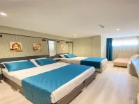 Sky Luxe Hotel Konyaaltı - Parvekkeita