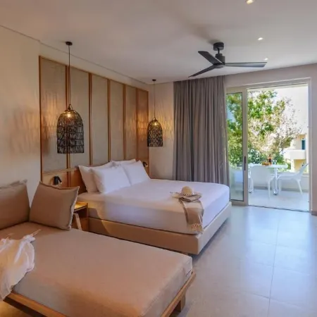 Relax Hotel