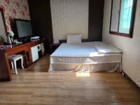 Hapcheon Ocean Motel - 2-Star
