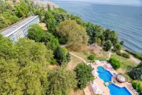 International House of Journalists Resort - parking