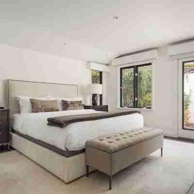 La Jolla Shores Beachfront Bliss with AC Rooms