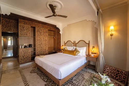 Mewar Manor by My Downtown Hotels - Jhadol Haveli - 2 Sao