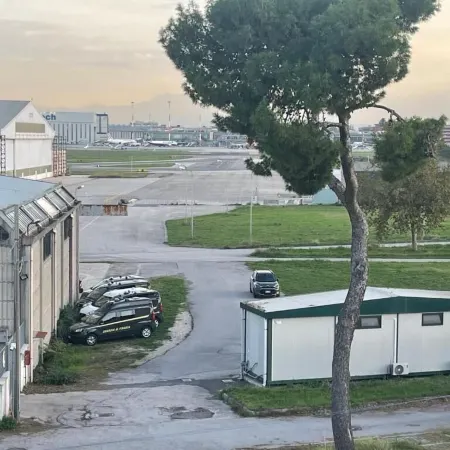 Airport Napoli 2