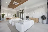 Chevron One Residences - Holiday Apartments