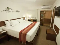 Tierra Viva Miraflores Larco Hotels near Barranco