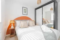 Host Stay - Gladiator Getaway - balcony