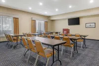 Best Western Plus Big Lake Inn - parking