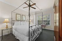 French Quarter Resort - บูติค