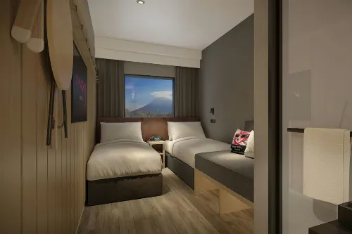 Moxy Niseko Village - 4-Star