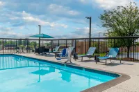 Hampton Inn Martinsburg - Uima-altaat