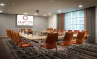 Clayton Hotel Galway - Pools