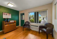 HomeTowne Studios Orlando - UCF Area - موتيلات