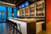 Aloft Savannah Downtown Historic District - Pet friendly