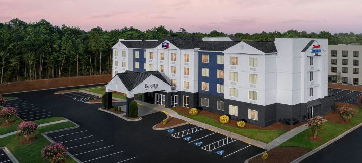 Fairfield by Marriott Inn & Suites Columbia Harbison โรงแรมในโคลัมเบีย