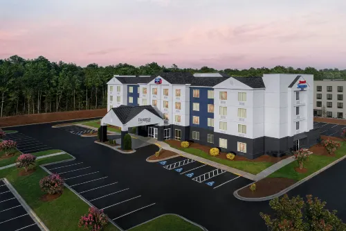 Fairfield by Marriott Inn & Suites Columbia Harbison - sarapan