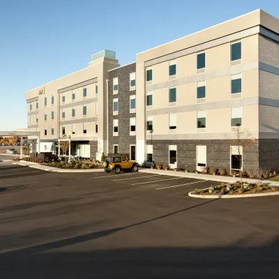 Home2 Suites by Hilton Salt Lake City / West Valley City Hotel dekat Lapangan Golf Wingpointe