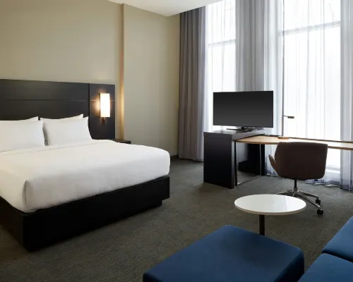 Residence Inn Montreal Midtown Hotels near Polytechnique Montreal