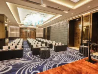 Crowne Plaza NEW DELHI ROHINI by IHG Hotels near DTU