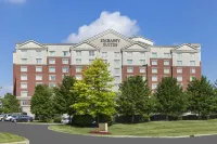 Embassy Suites by Hilton Cleveland Rockside - Pools