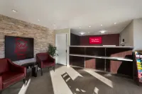 Red Roof Inn Stockton - Haustierfreundliche