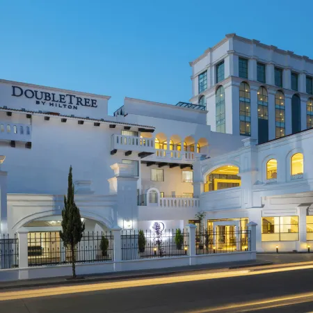 DoubleTree by Hilton Toluca