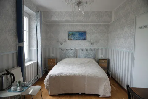 Le Coin des Artistes - Bed and Breakfast
