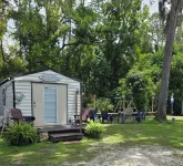 The Sea Shed - 2-Star