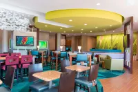 SpringHill Suites Houston Sugar Land - Parkplatz