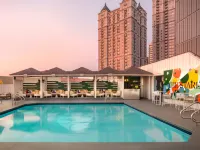 The Starling Atlanta Midtown, Curio Collection by Hilton Hotels near وسط المدينة أتلانتا