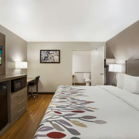 Red Roof Inn & Suites Thomasville