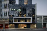 Courtyard Melbourne Flagstaff Gardens - parking