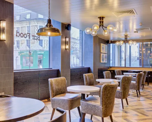 hub by Premier Inn London West Brompton Hotel Makanan Photos