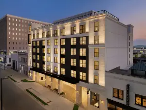 106 Jefferson Huntsville, Curio Collection by Hilton