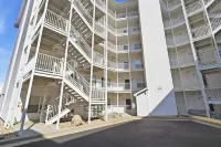 Main-channel Views, Heated Pool, Boat Slips & Huge Deck - 4-Sterne